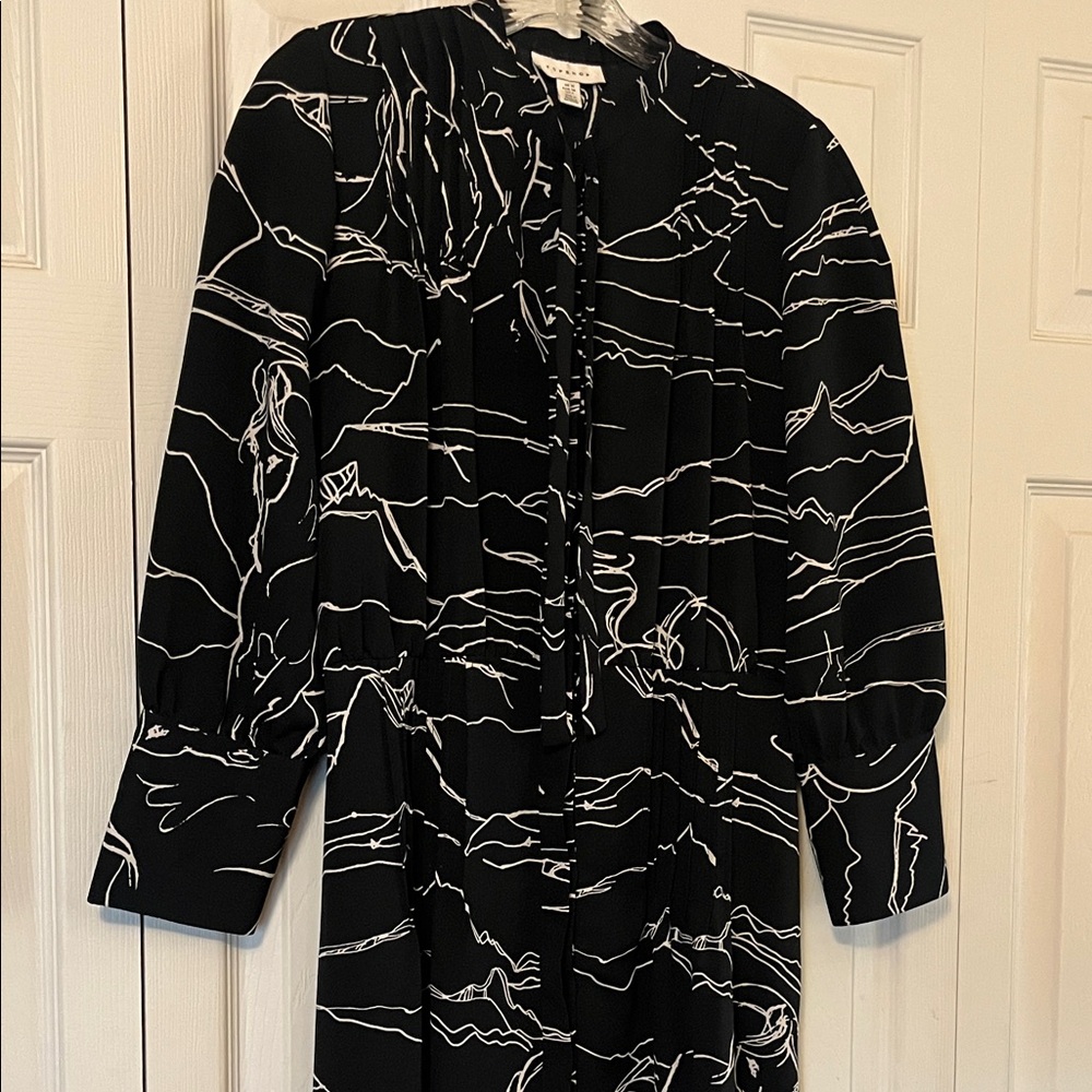 Topshop Black Maxi Dress with White Horse Print - Picture 4 of 6